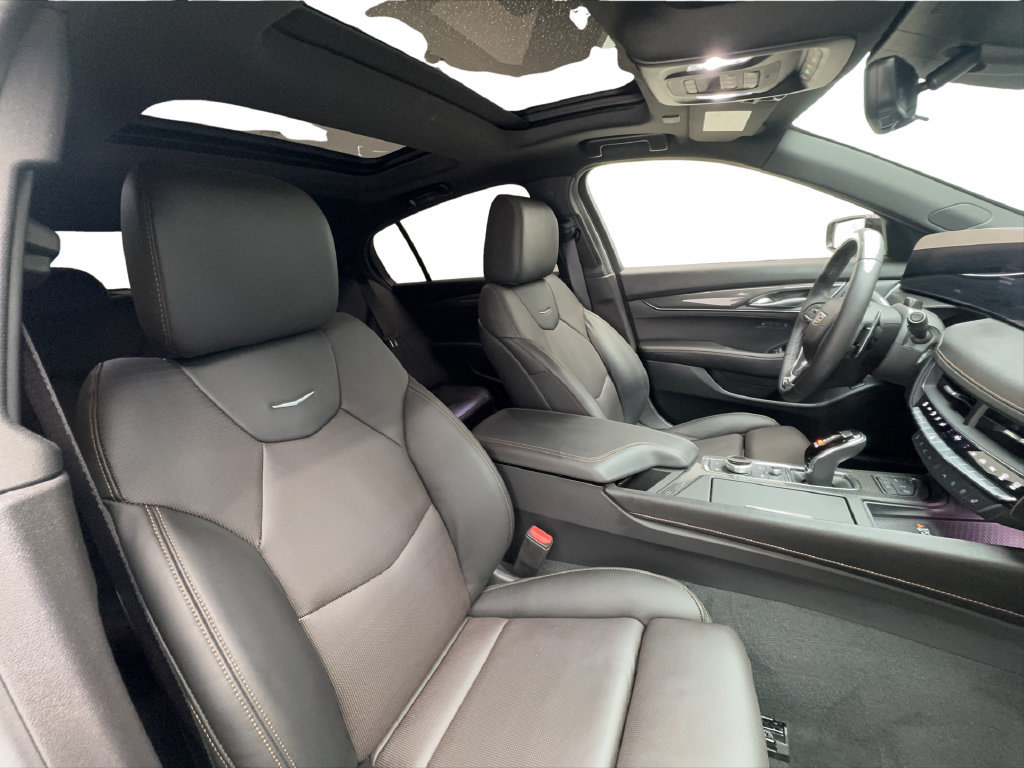 Used 2026 Cadillac CT5 V w/ Technology Package AWD/4WD image 32