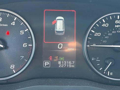 Used 2025 Subaru Ascent Touring AWD/4WD image 17
