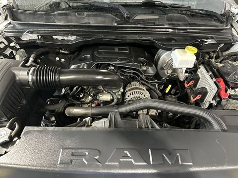 Used 2019 RAM 1500 Big Horn AWD/4WD image 19