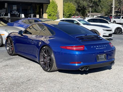 Used 2013 Porsche 911 Carrera S image 9