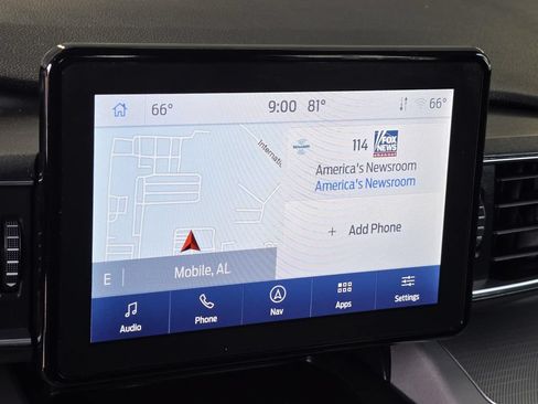 Used 2024 Ford Explorer XLT w/ Equipment Group 202A RWD image 21