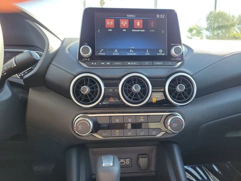 Used 2025 Nissan Sentra SV w/ Trunk Package image 13