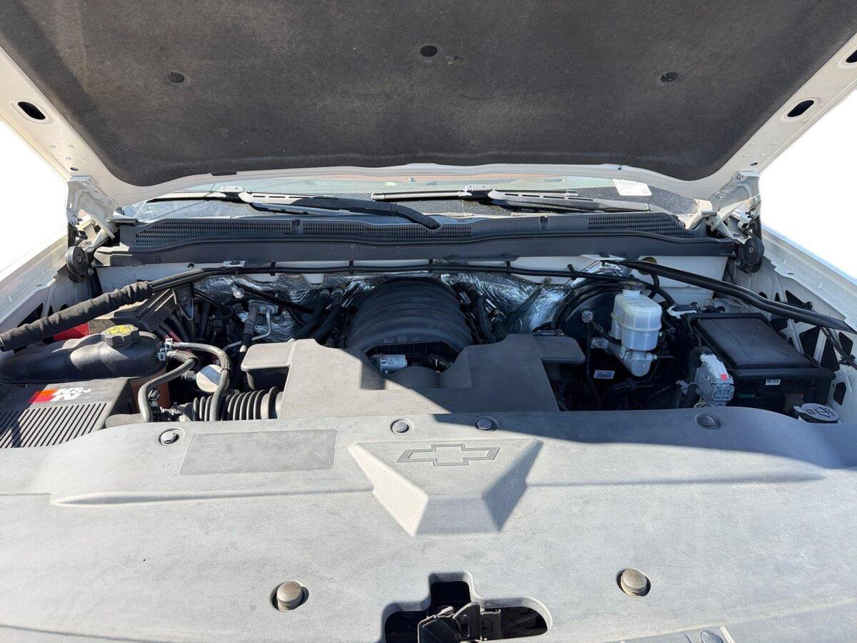 Used 2014 Chevrolet Silverado 1500 High Country w/ High Country Premium Package AWD/4WD image 16