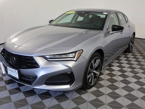 Used 2025 Acura TLX w/ Technology Package image 4