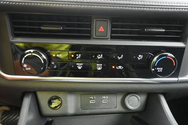 Used 2024 Nissan Rogue S AWD/4WD image 25