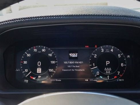 Used 2025 Land Rover Discovery Dynamic SE AWD/4WD image 23