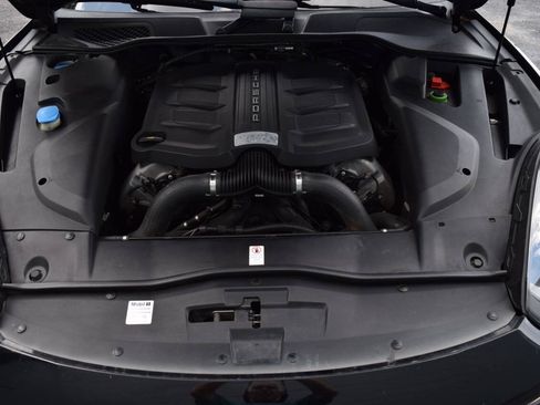 Used 2017 Porsche Cayenne GTS AWD/4WD image 82