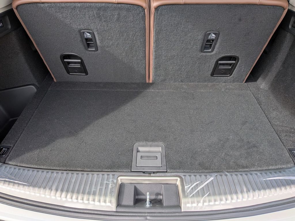 Certified 2026 Acura MDX w/ Advance Package AWD/4WD image 16