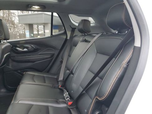 Used 2022 GMC Terrain AT4 w/ Infotainment Package II image 10