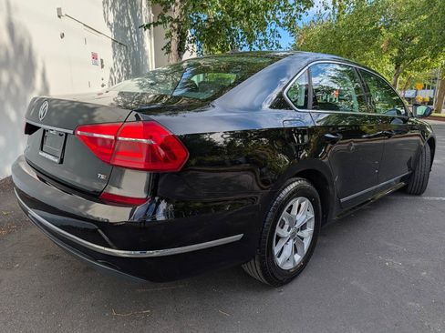 Used 2016 Volkswagen Passat 1.8T S FWD image 7
