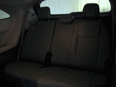 Used 2023 Toyota Sienna XLE image 11