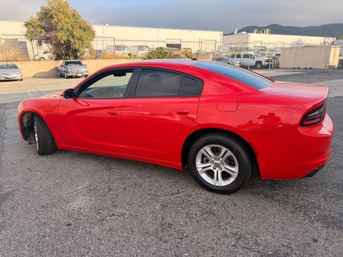 Used 2022 Dodge Charger SXT RWD image 15