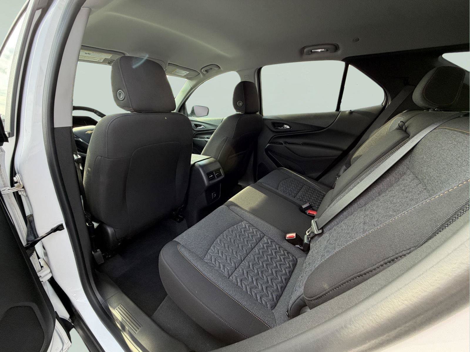 Used 2022 Chevrolet Equinox LT AWD/4WD image 24