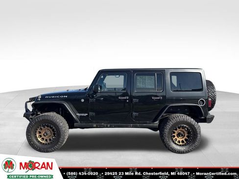 Used 2015 Jeep Wrangler Unlimited Rubicon w/ Connectivity Group image 2