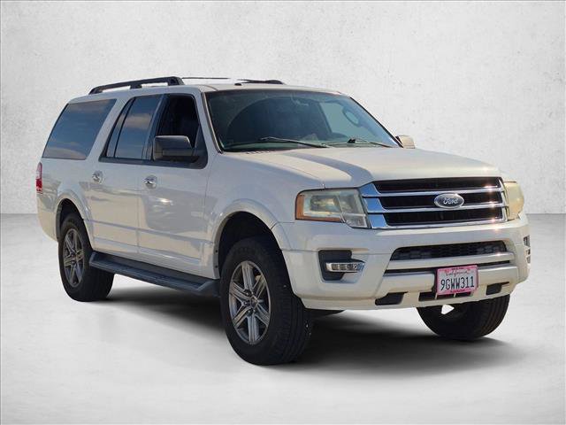 Used 2015 Ford Expedition EL XLT w/ Equipment Group 202A RWD image 3