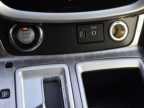 Used 2018 Nissan Murano S image 35