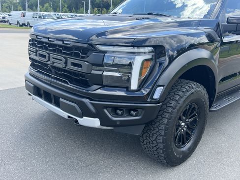 Used 2025 Ford F150 Raptor AWD/4WD image 11