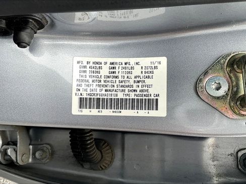 Used 2017 Honda Accord Touring image 5