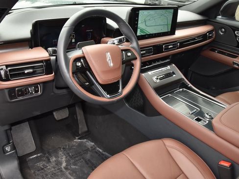New 2026 Lincoln Aviator Reserve w/ Jet Appearance Package RWD image 34