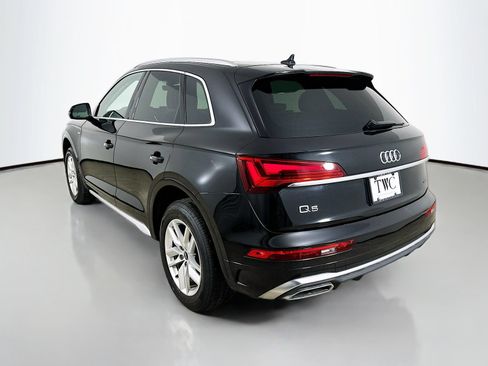Used 2023 Audi Q5 2.0T Premium w/ Convenience Package AWD/4WD image 7