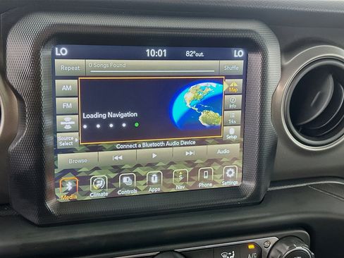 Used 2023 Jeep Wrangler Unlimited w/ 8.4" Radio Group AWD/4WD image 19