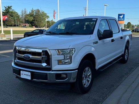 Used 2017 Ford F150 XLT w/ Trailer Tow Package AWD/4WD image 31