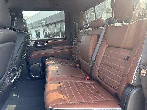 Used 2025 GMC Sierra 2500 Denali Ultimate AWD/4WD image 10