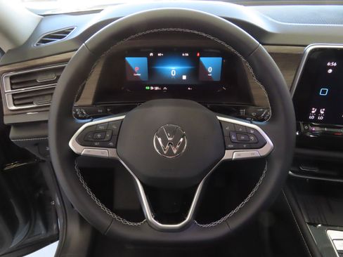 New 2026 Volkswagen Atlas SEL image 16