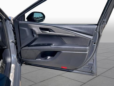 Used 2025 Toyota Camry LE w/ Convenience Package FWD image 22