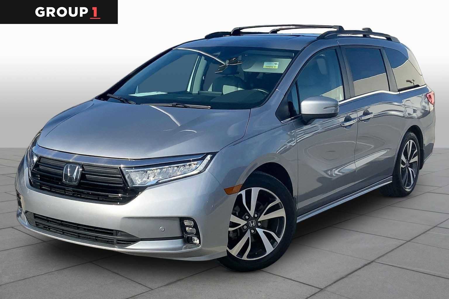 Used 2023 Honda Odyssey Touring image 1