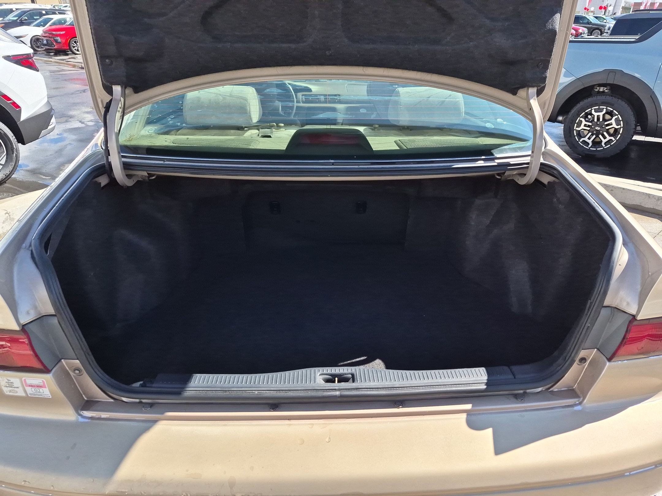 Used 1998 Toyota Camry LE FWD image 26