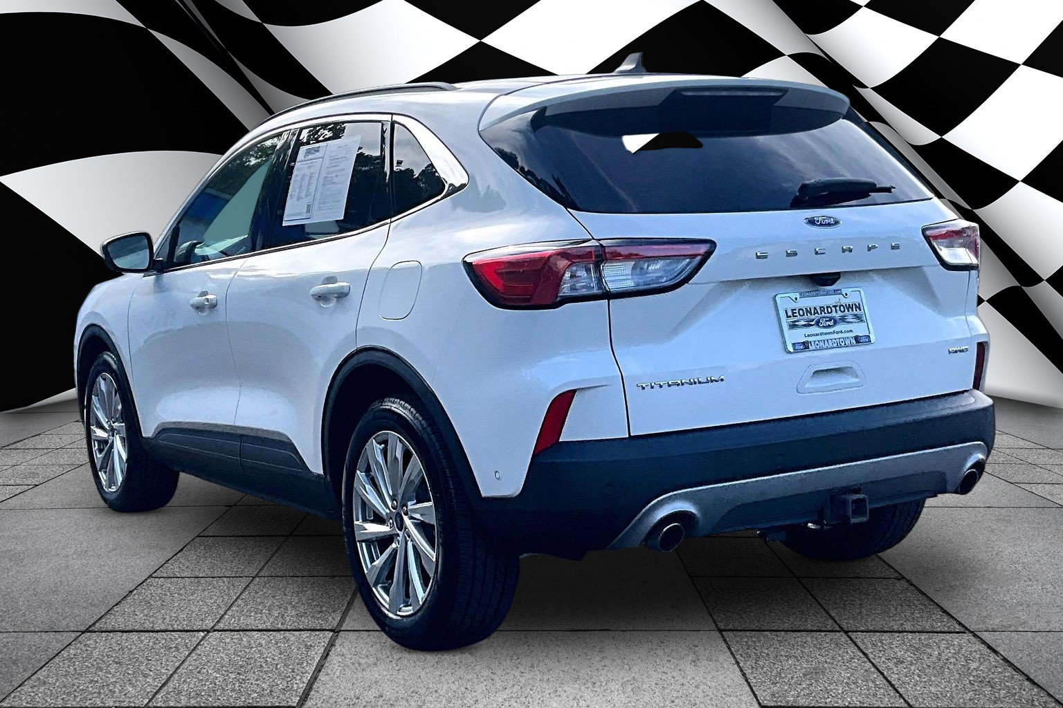 Used 2022 Ford Escape Titanium w/ Titanium Elite Package AWD/4WD image 15