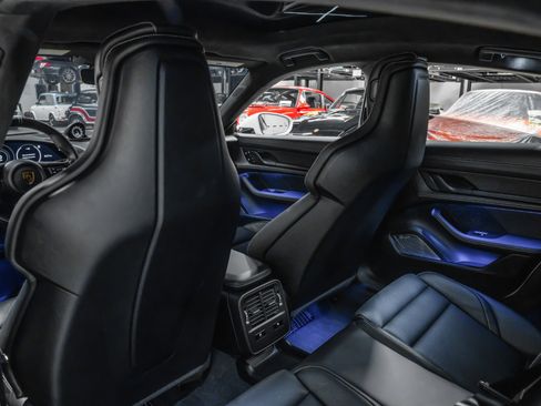 Used 2022 Porsche Taycan Turbo S image 24