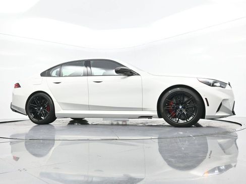 Used 2025 BMW M5 w/ Carbon Package AWD/4WD image 50