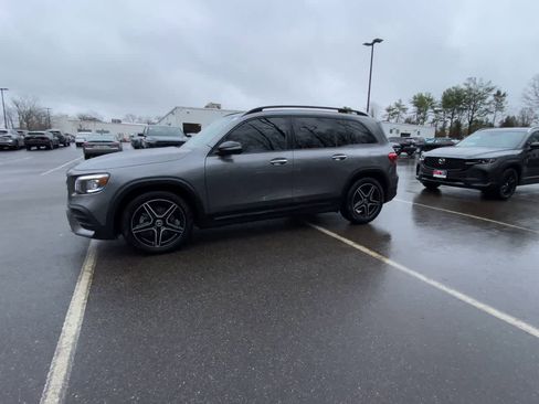 Used 2021 Mercedes-Benz GLB 250 GLB 250 image 9