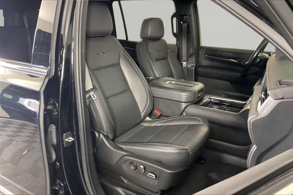Certified 2022 GMC Yukon XL Denali w/ Denali Reserve Package AWD/4WD image 26