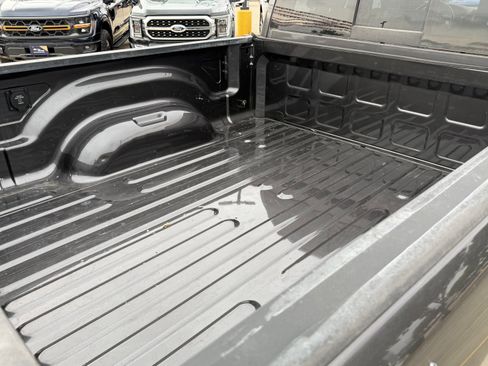 Used 2021 RAM 2500 Tradesman AWD/4WD image 9