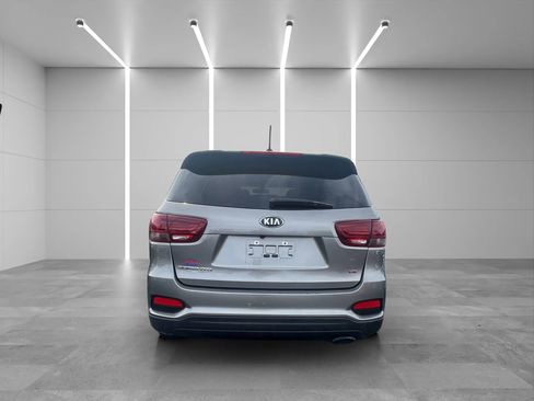Used 2019 Kia Sorento LX image 5