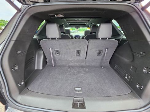 Used 2023 Chevrolet Traverse Premier w/ Redline Edition AWD/4WD image 50