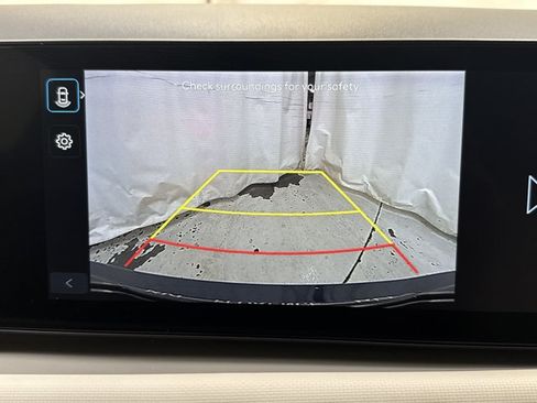 Used 2025 Hyundai Tucson SEL FWD image 22