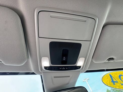 Used 2024 Honda CR-V EX image 19