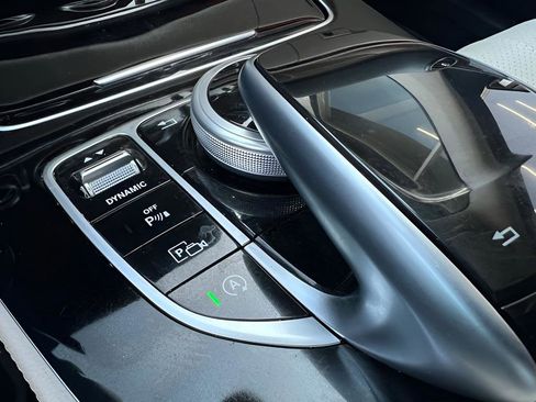 Used 2018 Mercedes-Benz E 300 image 69