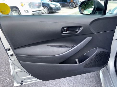 Used 2024 Toyota Corolla LE FWD image 12