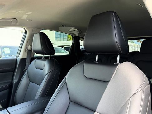 Used 2025 Nissan Murano SV FWD image 22