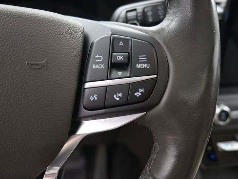 Used 2020 Ford Explorer Platinum w/ Premium Technology Package AWD/4WD image 21