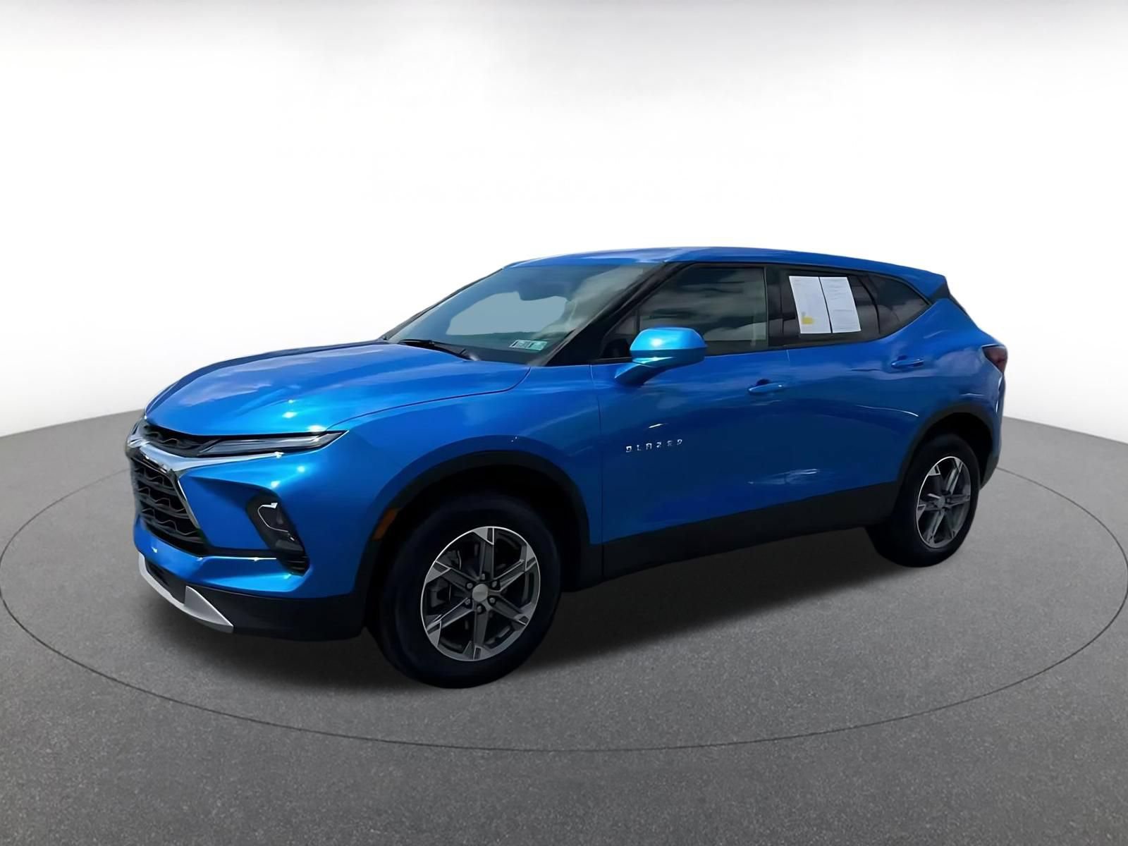 Used 2026 Chevrolet Blazer LT FWD image 7