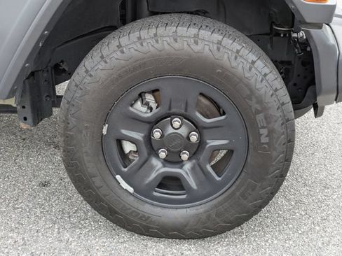 Used 2025 Jeep Wrangler Sport AWD/4WD image 11