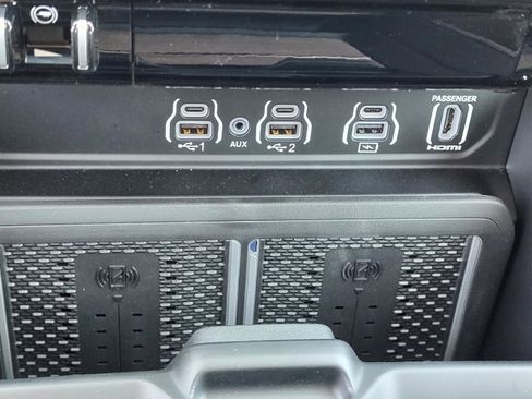 New 2025 RAM 2500 Limited image 18