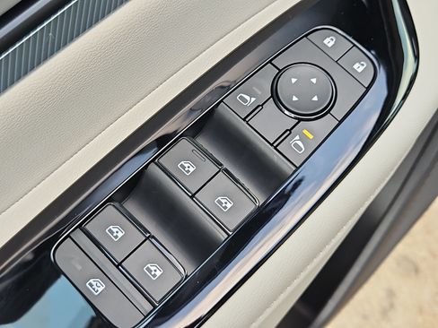 Certified 2026 Nissan Murano SL AWD/4WD image 22