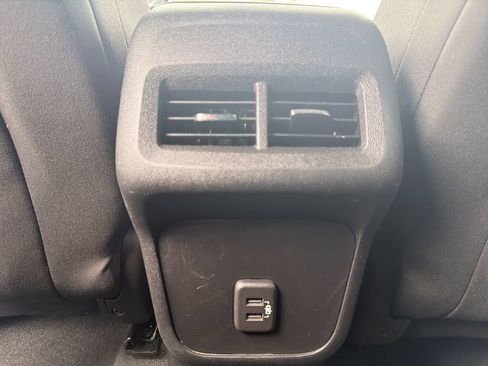 Used 2020 Chevrolet Equinox LT AWD/4WD image 22